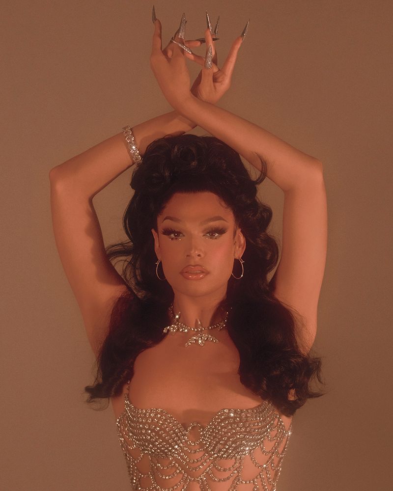 valentina-es-portada-de-elle-mexico-4.jpg