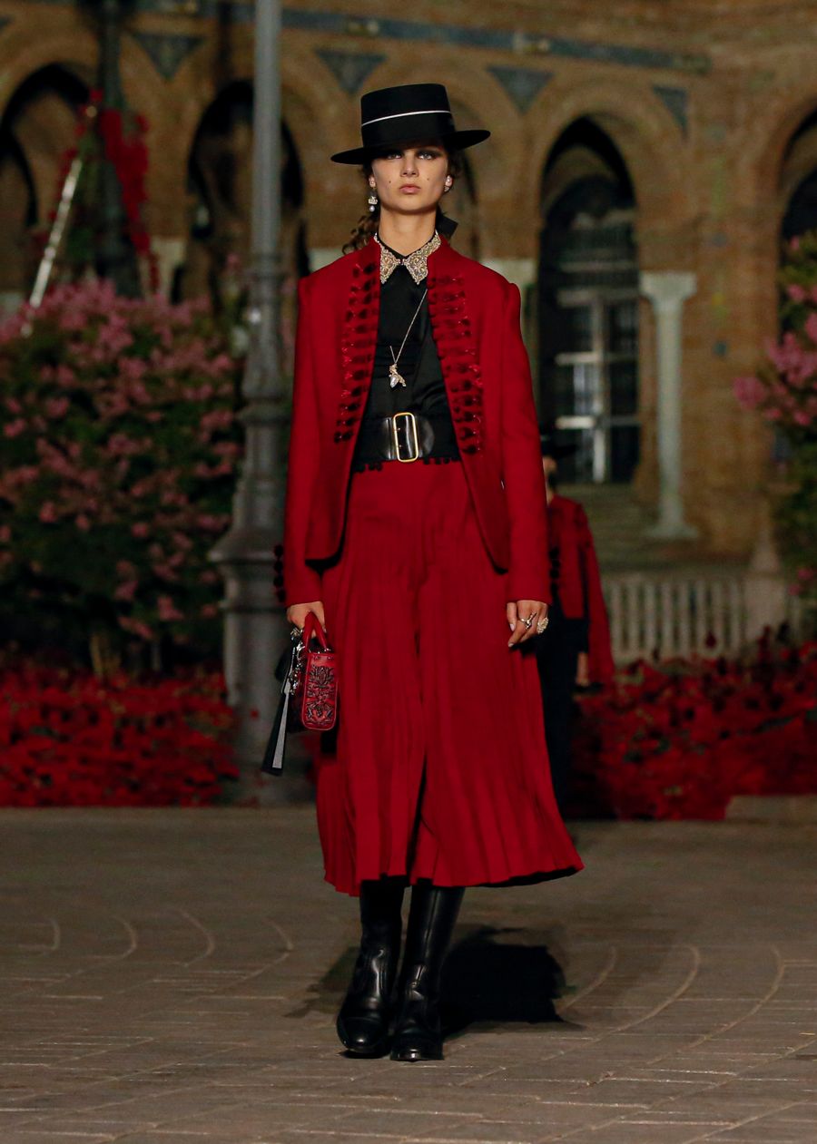 dior cruise 2023 sevilla