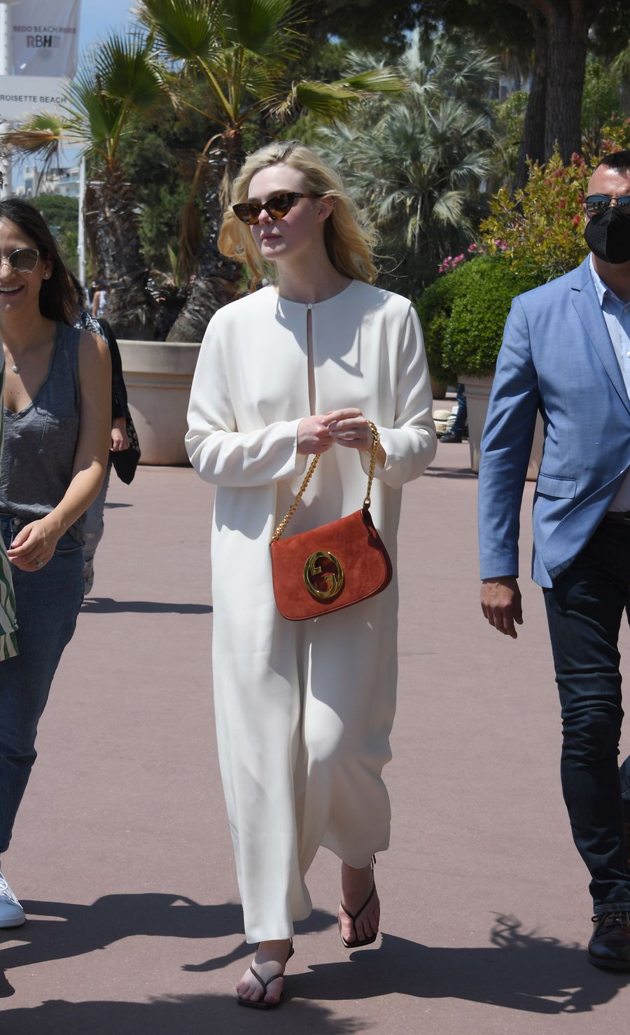 ELLEFANNING.GUCCIBLONDIE.JPG
