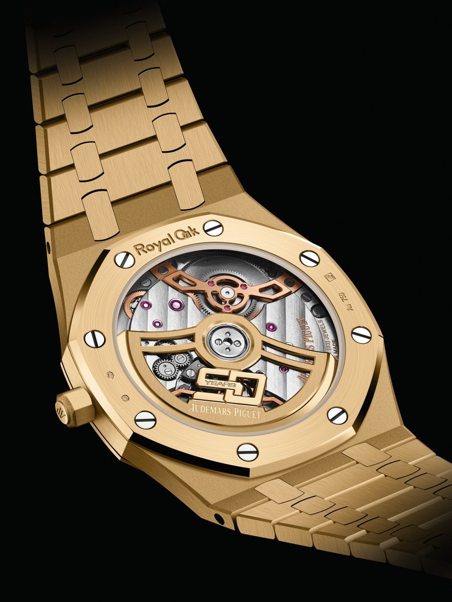 royal-oak-celebra-sus-50-anos-con-el-lanzamiento-de-royal-oak-jumbo-extraplano-3.jpeg