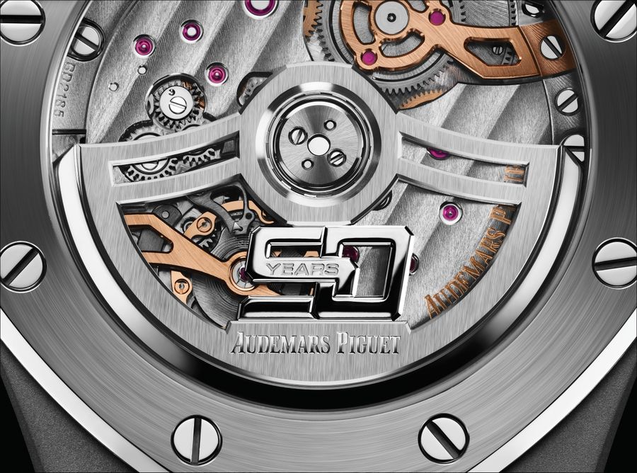 royal-oak-celebra-sus-50-anos-con-el-lanzamiento-de-royal-oak-jumbo-extraplano-5.jpeg