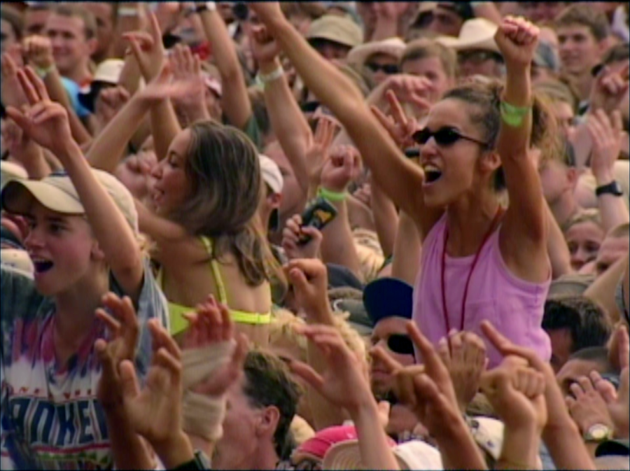 Clusterf__k_Woodstock'99_Season1_Episode3_00_08_59_00.png