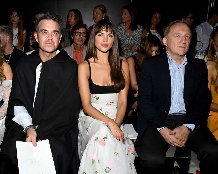 Giambattista Valli : Front Row - Paris Fashion Week - Haute Couture Fall Winter 2022 2023