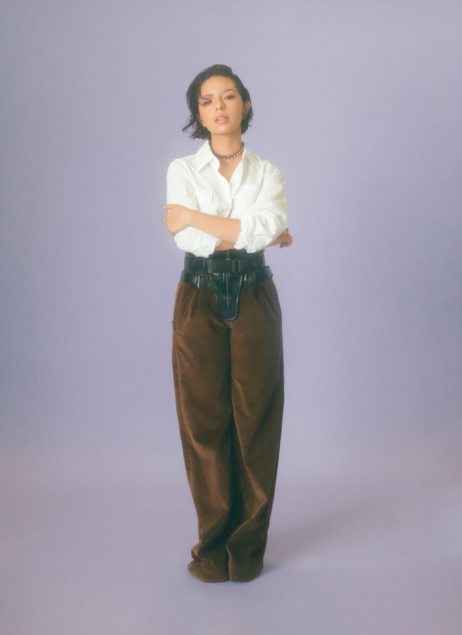 ELLE-247-COVER STORY-1.jpg