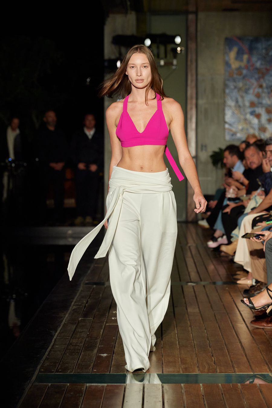 LOOK10.jpg