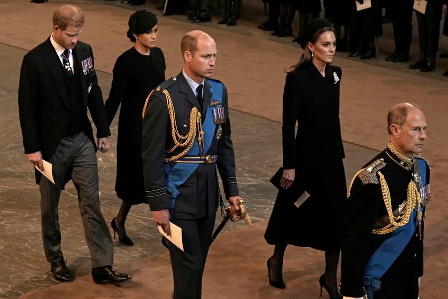 The Coffin Carrying Queen Elizabeth II Is Transferred From Buckingham Palace To The Palace Of Westminster