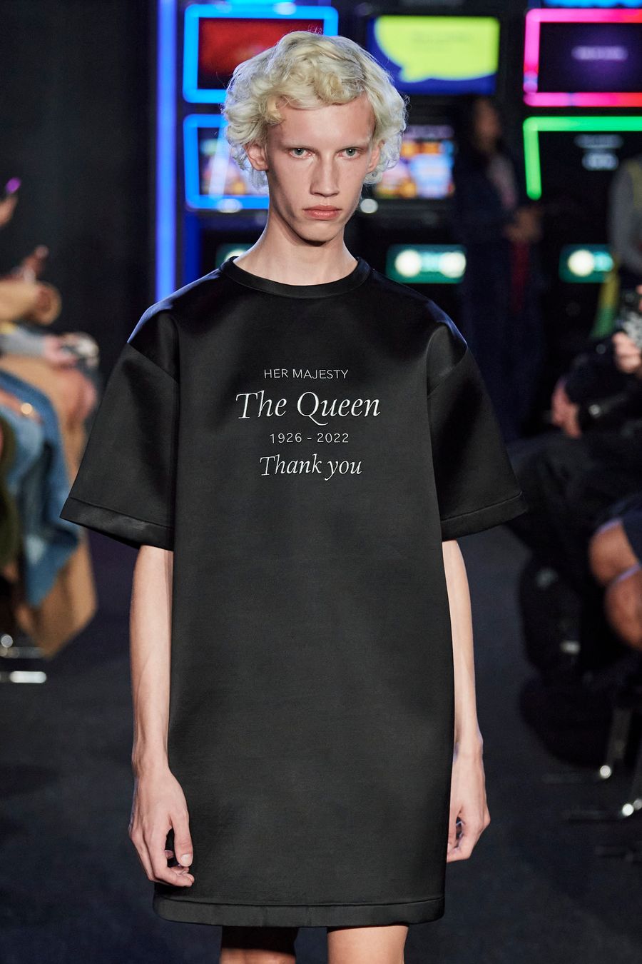 JW Anderson S23 074.jpg