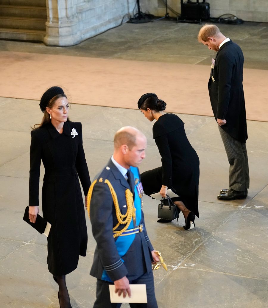 The Coffin Carrying Queen Elizabeth II Is Transferred From Buckingham Palace To The Palace Of Westminster