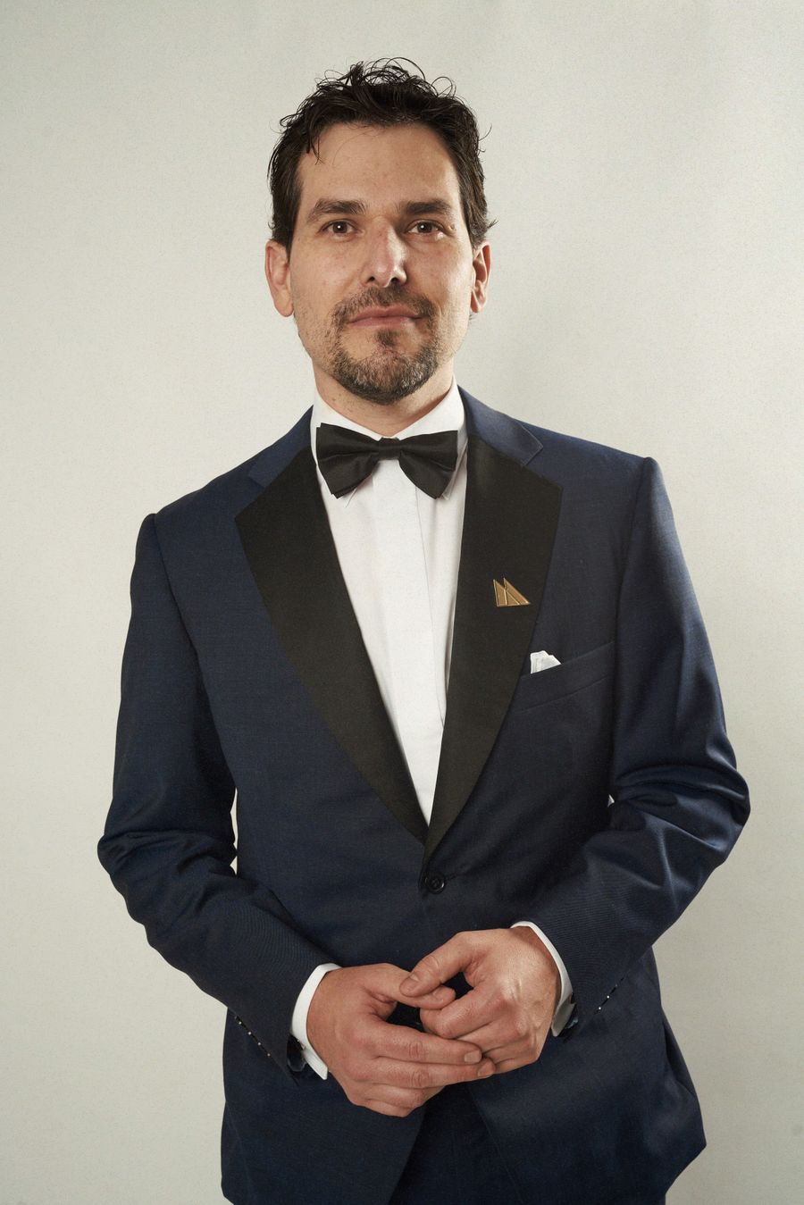 ALAN ESTRADA @alanestrada usando Ricardo Loyola @el_loyola.JPG