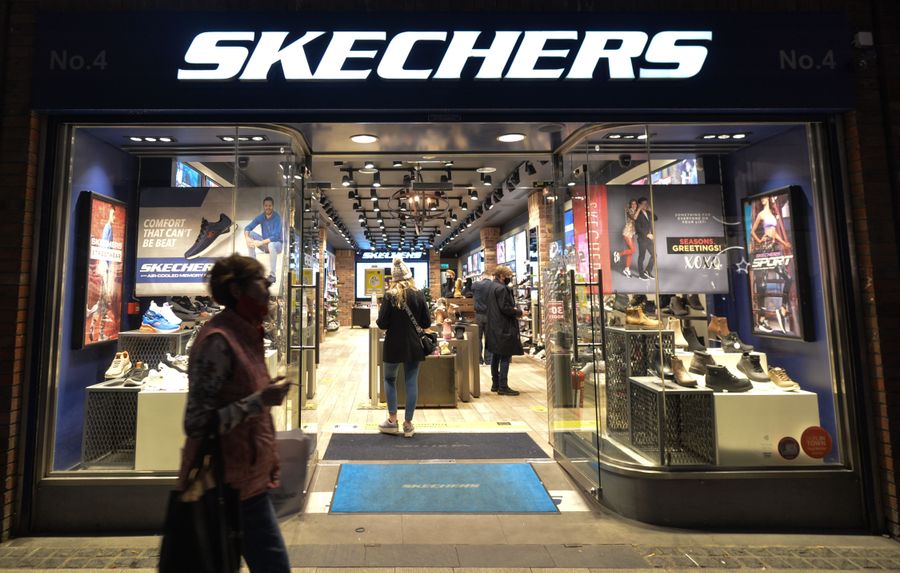 skechers kanye west