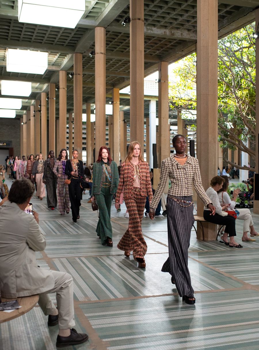 Chanel Métiers d'Art 2022/23 dakar tokio