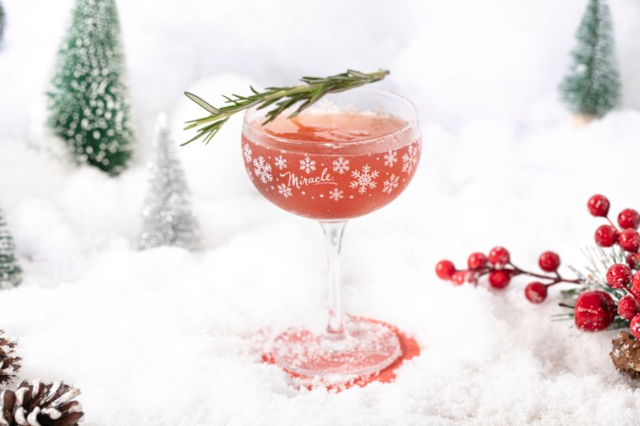 Miracle-2021-Christmapolitan-MelissaHom_0S7A5941.JPG