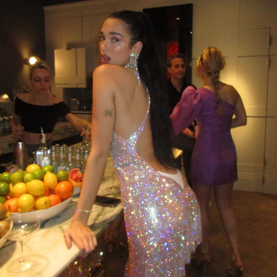 dua-lipa-tanga.jpg