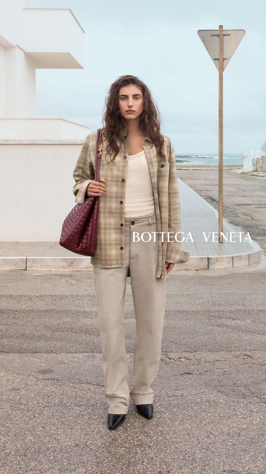 andiamo-bottega-veneta.jpg