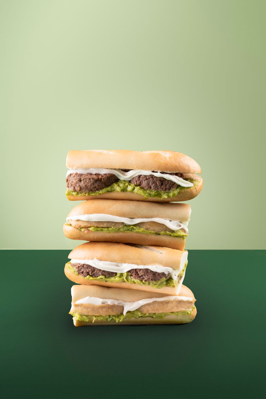 Starbucks amplia su oferta de productos veganos con NotCo.