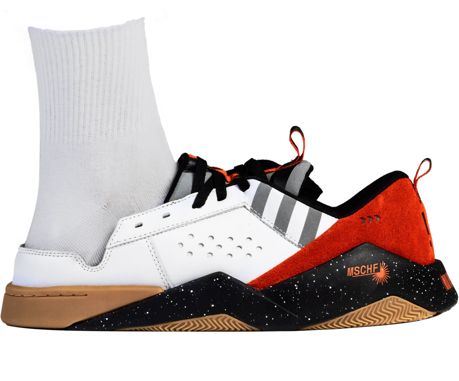 MSCHF-nuevos-tenis-al-revés.jpg
