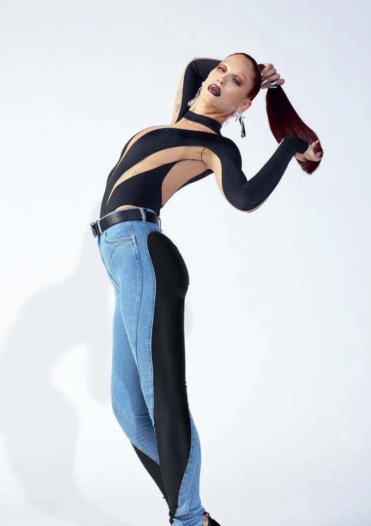 Todos los looks de Mugler x H&M