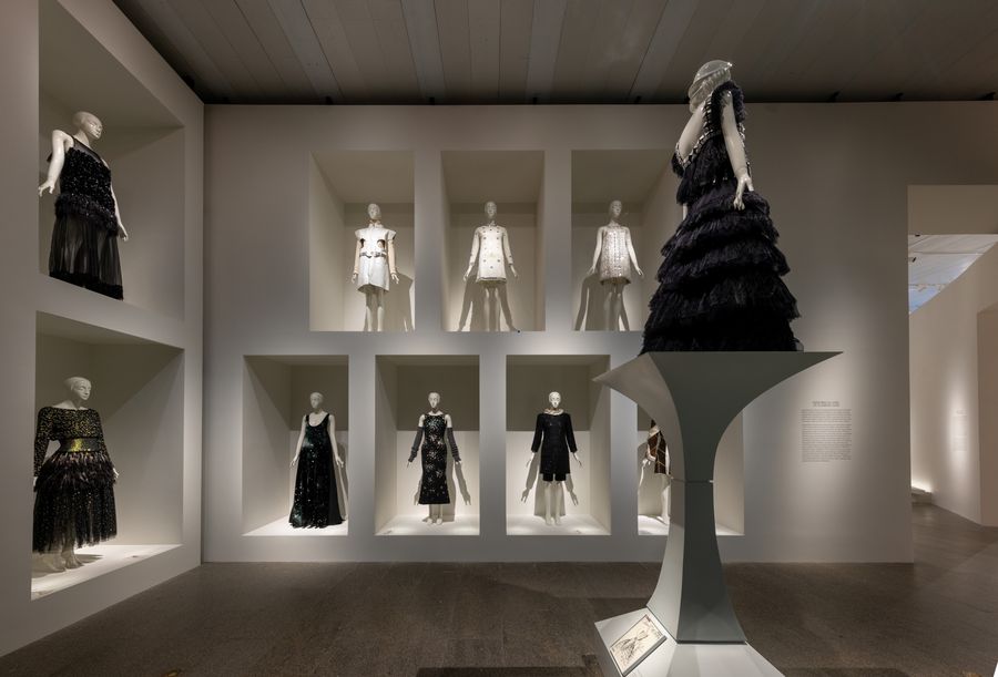 Foto: The Costume Institute; Karl Lagerfeld: A Line of Beauty (2023)