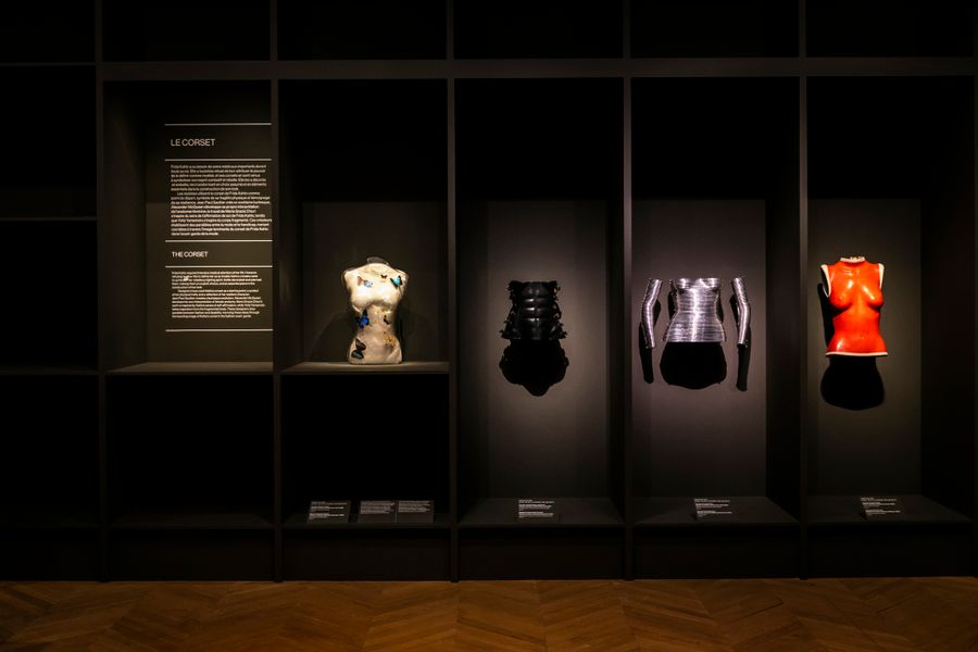 FRIDA KAHLO ALEXANDER MCQUEEN GIVENCHY
