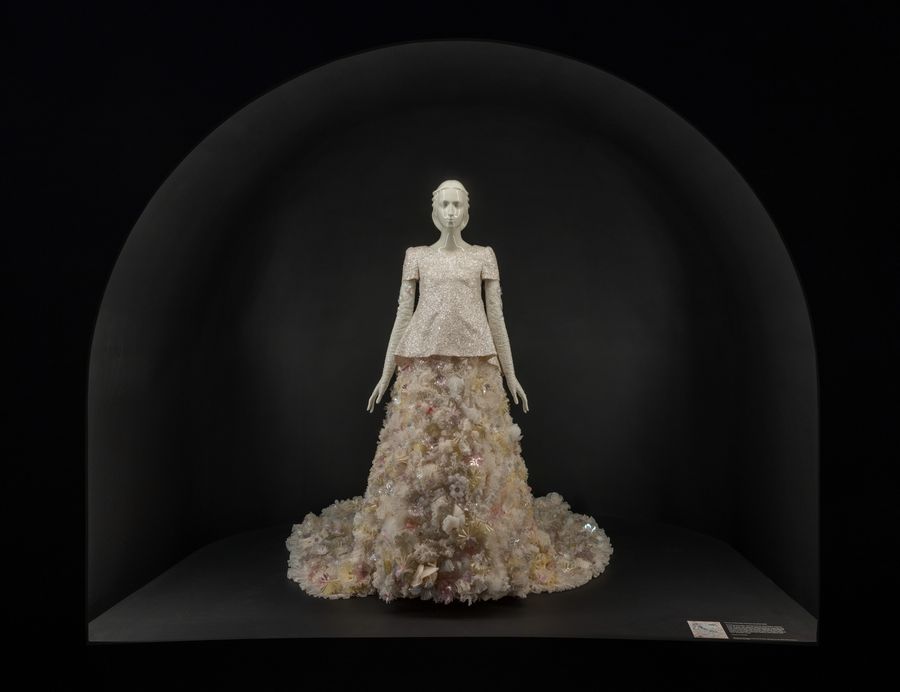 Foto: The Costume Institute; Karl Lagerfeld: A Line of Beauty (2023)