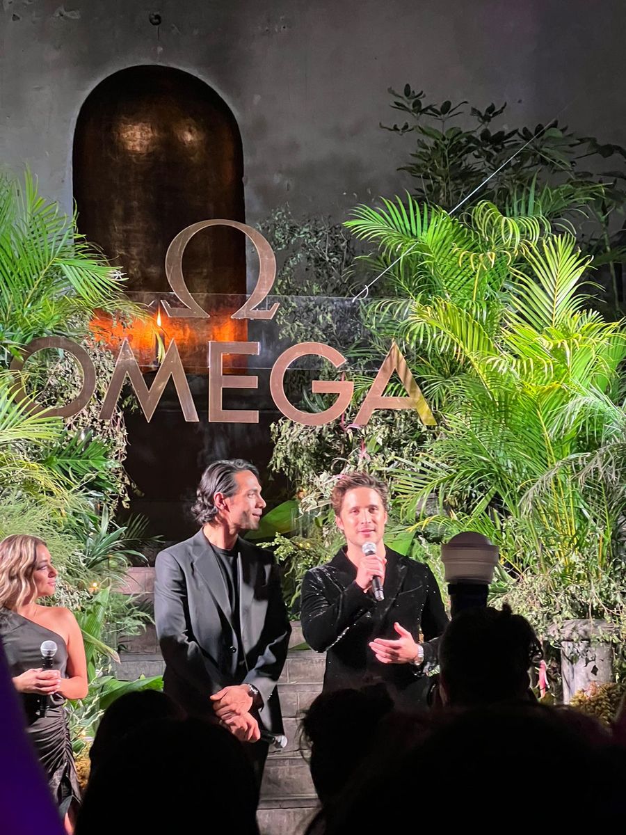 Diego Calva y Diego Boneta en la presentación de Omega Aqua Terra Shades.
