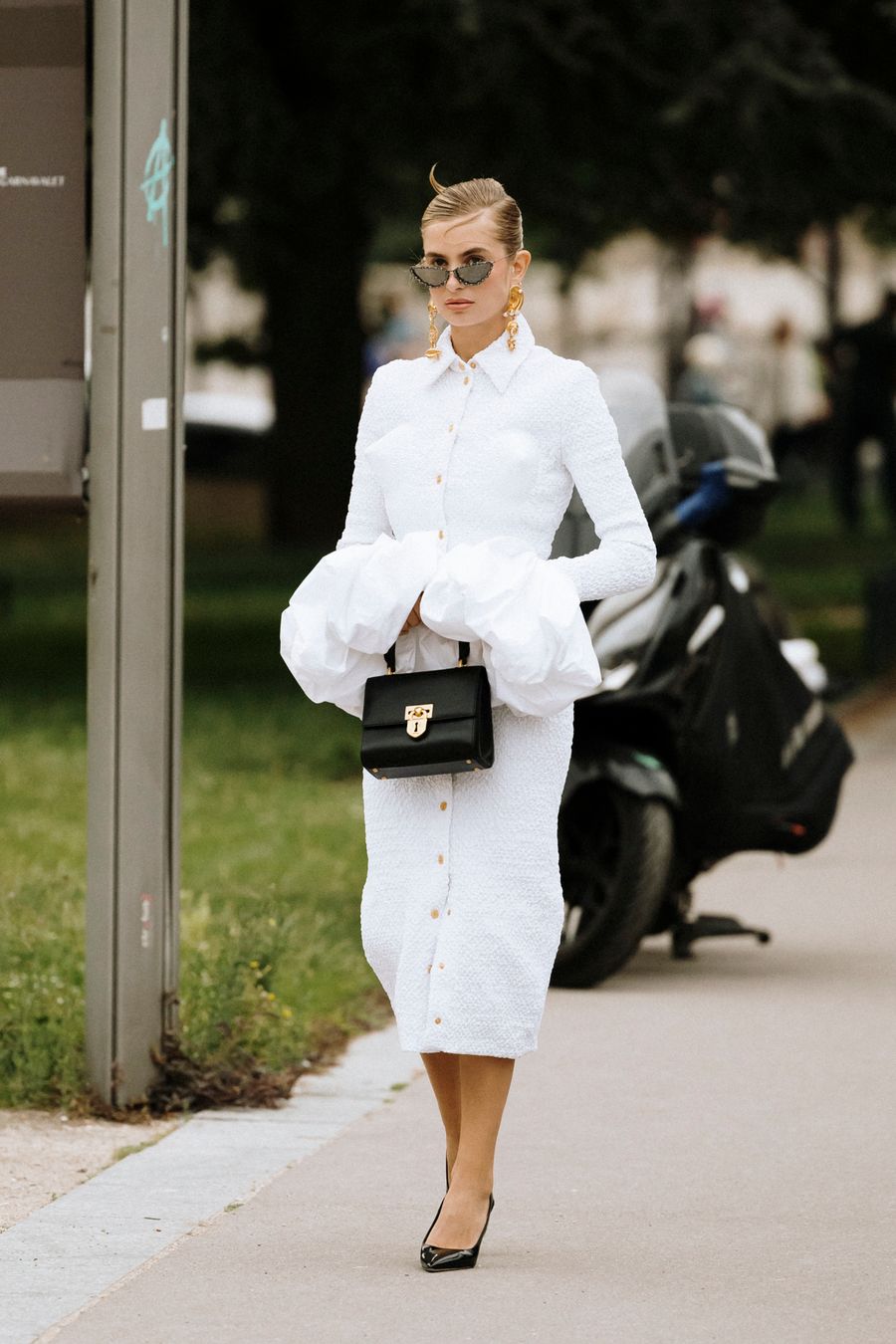 Street Style Paris Fashion Week Schiaparelli