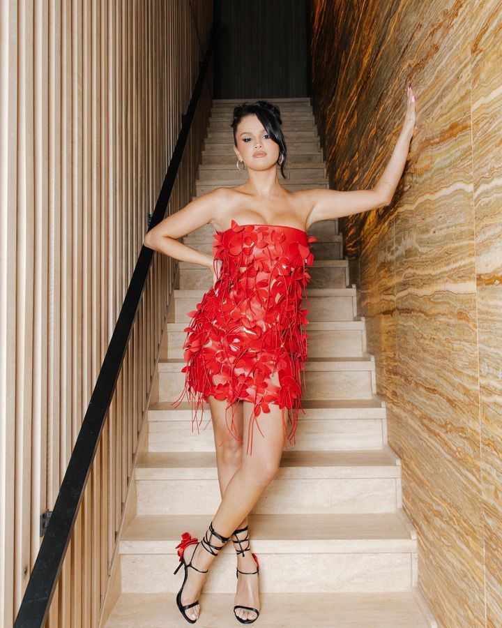 Selena Gomez eligió un look súper sexy para su fiesta de cumpleaños 31.
