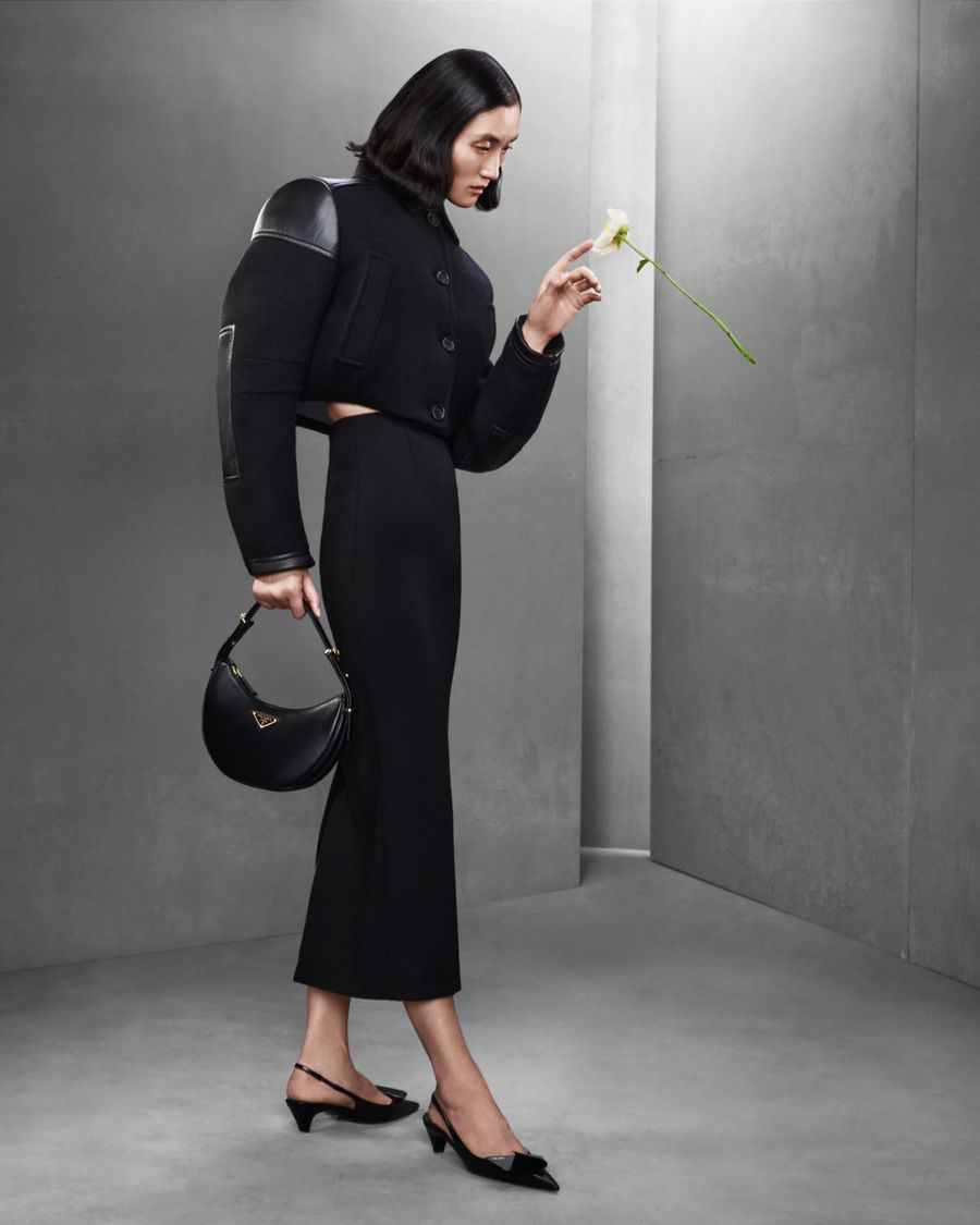1080x1350_PRADA_FW23_COLLATERAL_ON_MODEL_STILLS_052.jpg