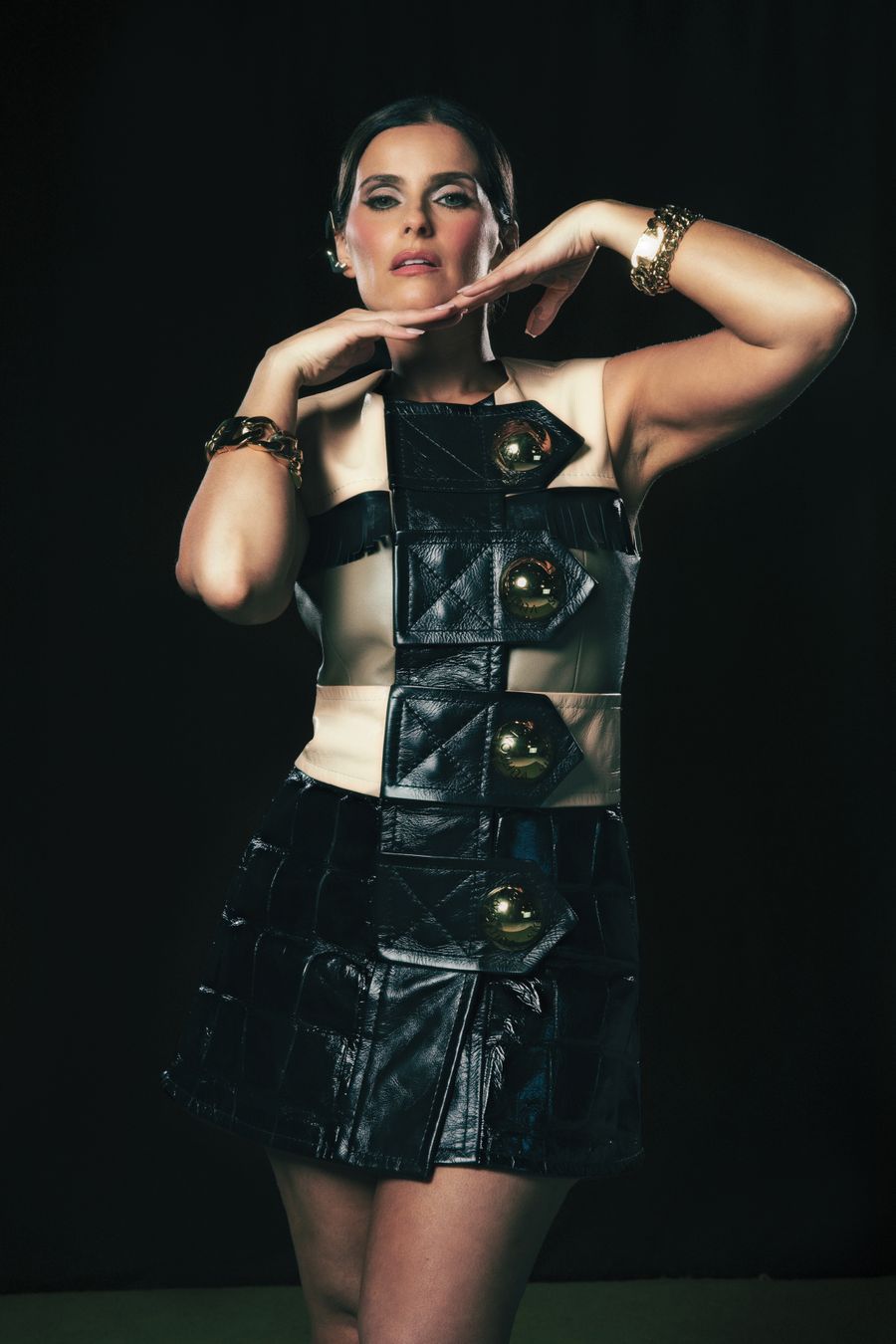 ELLE-257-COVER STORY-1.jpg