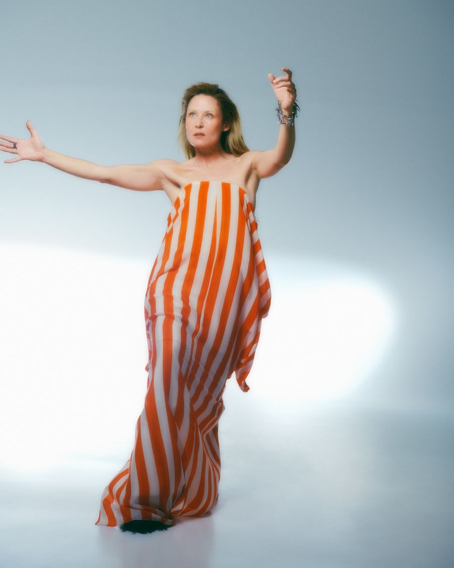 ELLE-ROISIN MURPHY-8.jpeg
