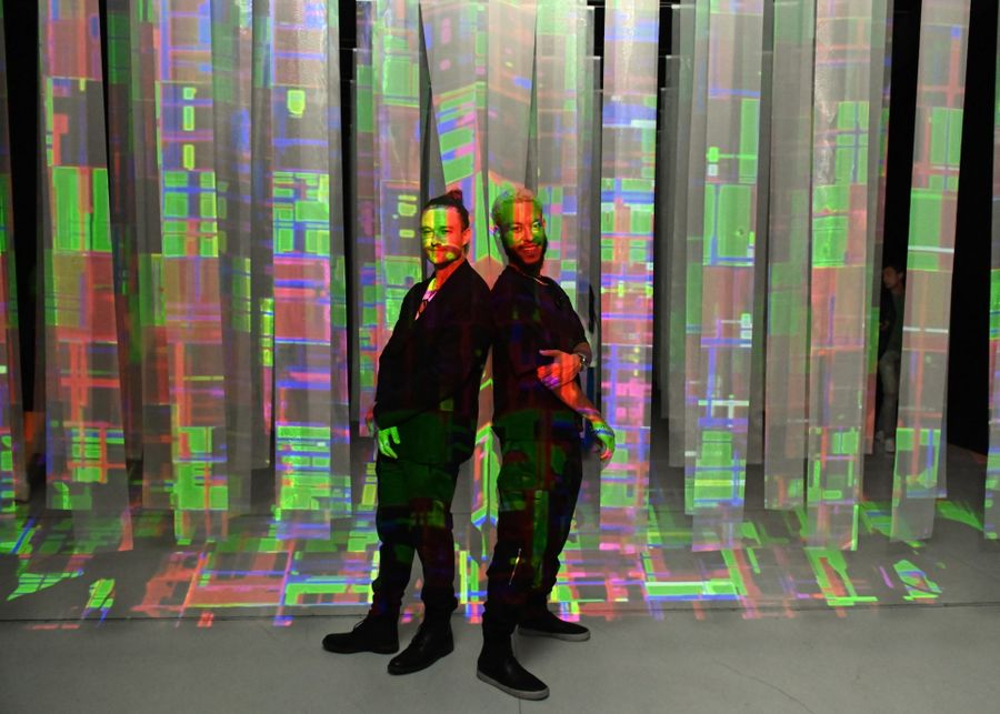 GLITCHE_02 245.JPG