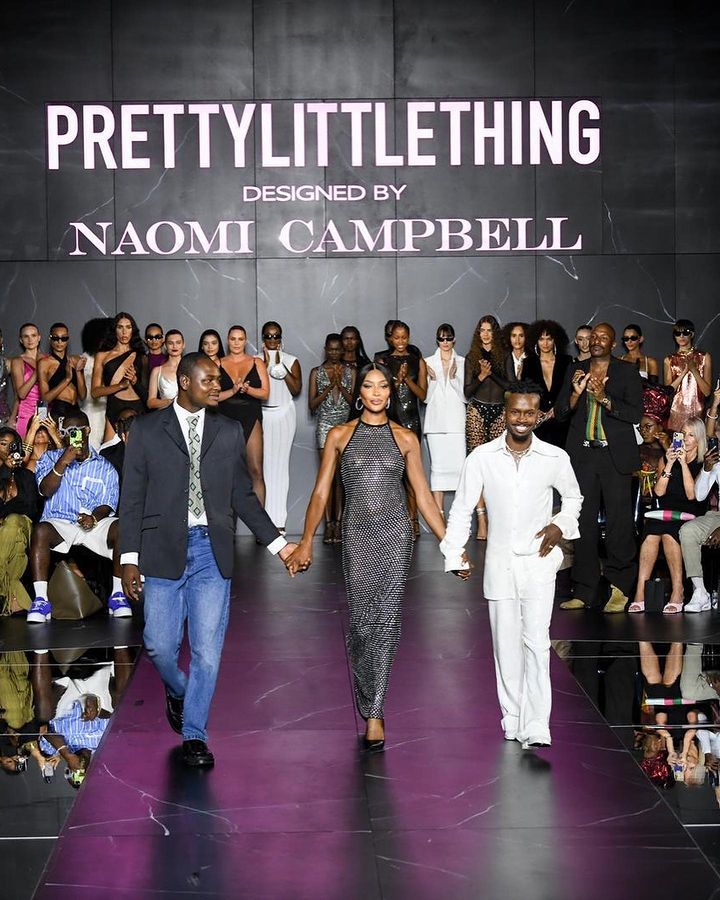 Naomi Cambell se estrena como diseñadora de modas.