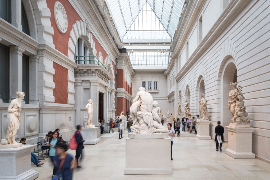 themetfifthavecarrollandmiltonpetrieeuropeansculpture-copybrettbeyer-courtesyofthemet.jpg