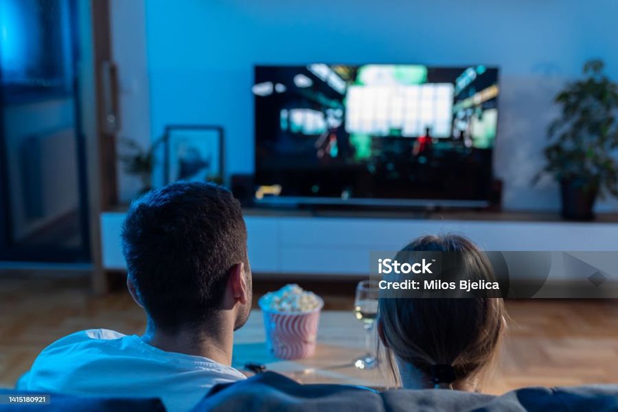 Bumble y Netflix quieren ayudarte a encontrar un date para ver series y película