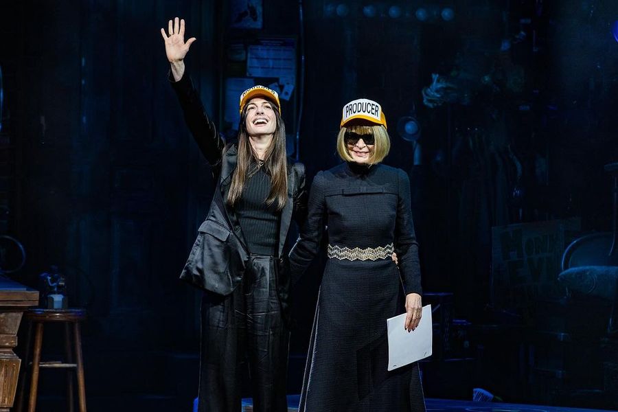 Anne Hathaway y Anna Wintour estuvieron juntas en una aparición sorpresa