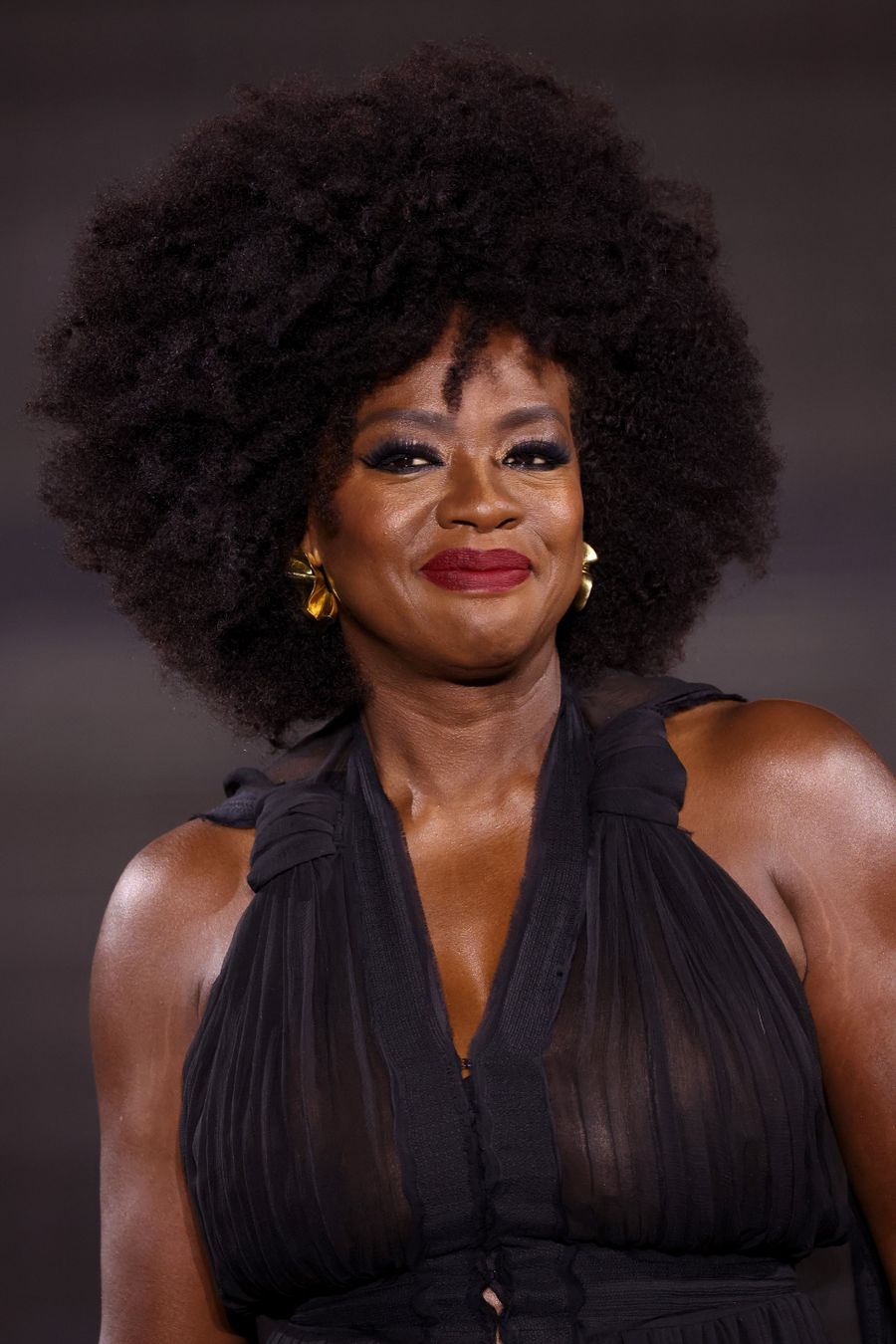 "Le Défilé L'Oréal Paris - Walk Your Worth" : Runway - Paris Fashion Week - Womenswear Spring/Summer 2024