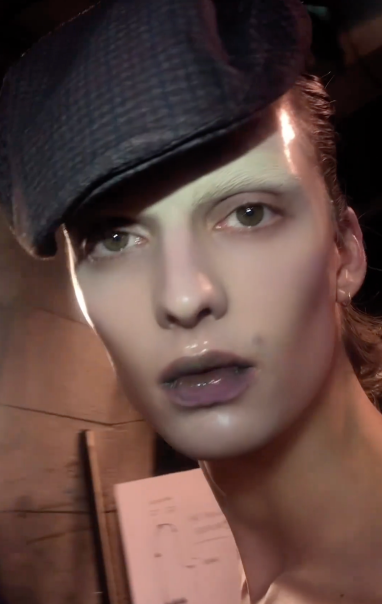 El maquillaje de Pat McGrath en el desfile de Margiela.