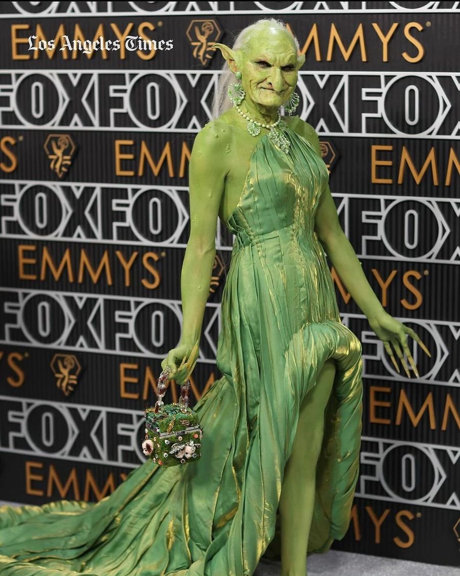 ¿Quién era el duende verde de los Emmys?