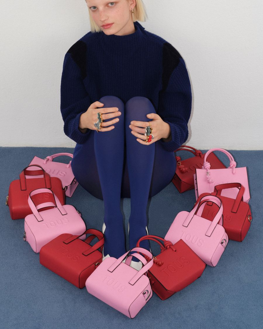 Tous presenta joyería, bolsas y relojes en su campaña de San Valentín