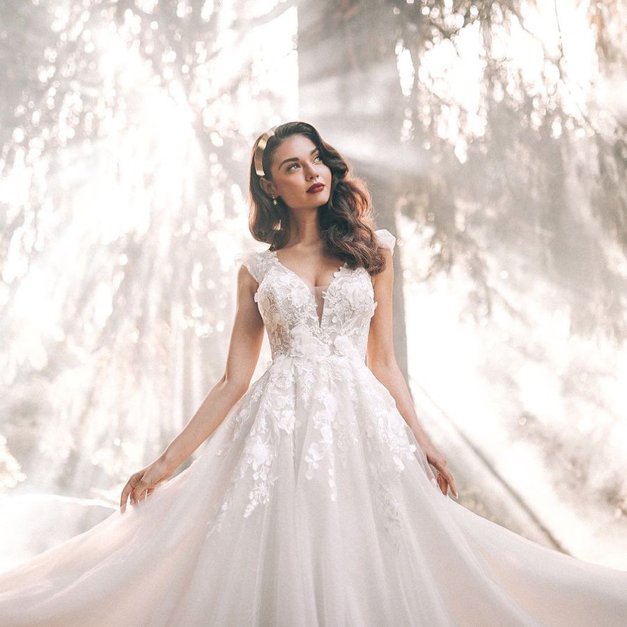 ANNOUNCING+The+2024+Disney+Fairy+Tale+Collection+of+Disney+Princess-inspired+gowns!+++The+collection+includes+18+beautiful+wedding+dresses+inspired+by+Snow+White,+Jasmine,+Ariel,+Pocahontas,+Belle,+Aurora,+Tiana,+Rapunzel,+and+Cinderell (1).jpg