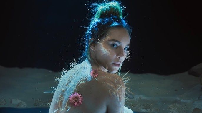 belinda-referencias-christian-nodal-cactus.jpeg