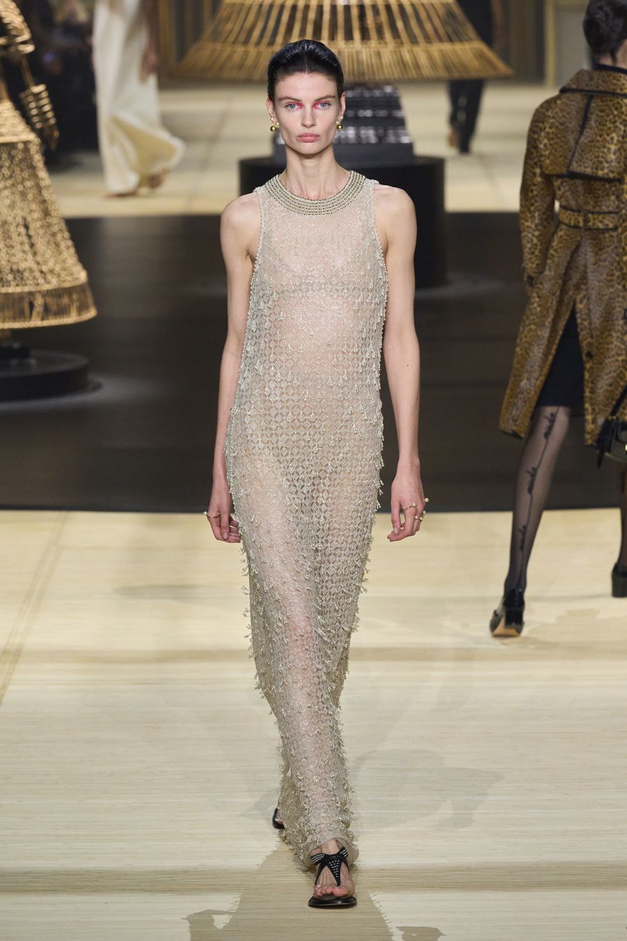 En una temporada en la que la moda quiere ser silenciosa, Dior puede serlo todo