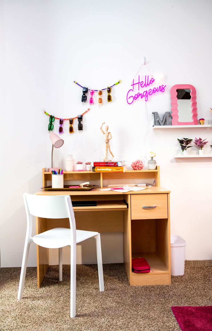 command decoración con ganchos