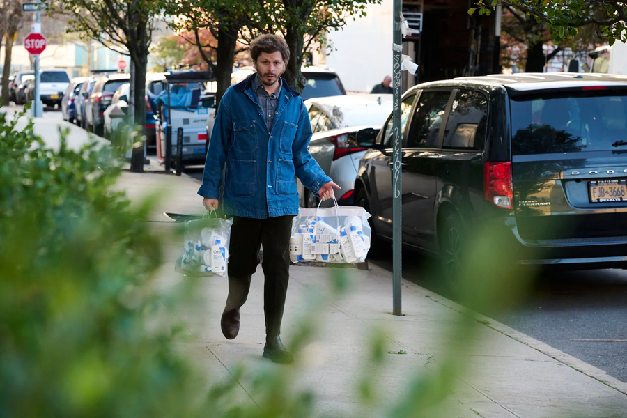 CeraVe presenta a Michael Cera su embajador con la campaña más ingeniosa