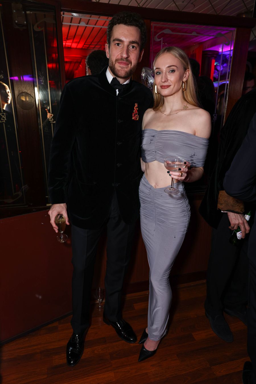 Sophie Turner y Peregrine Pearson llevan su relación al siguiente nivel