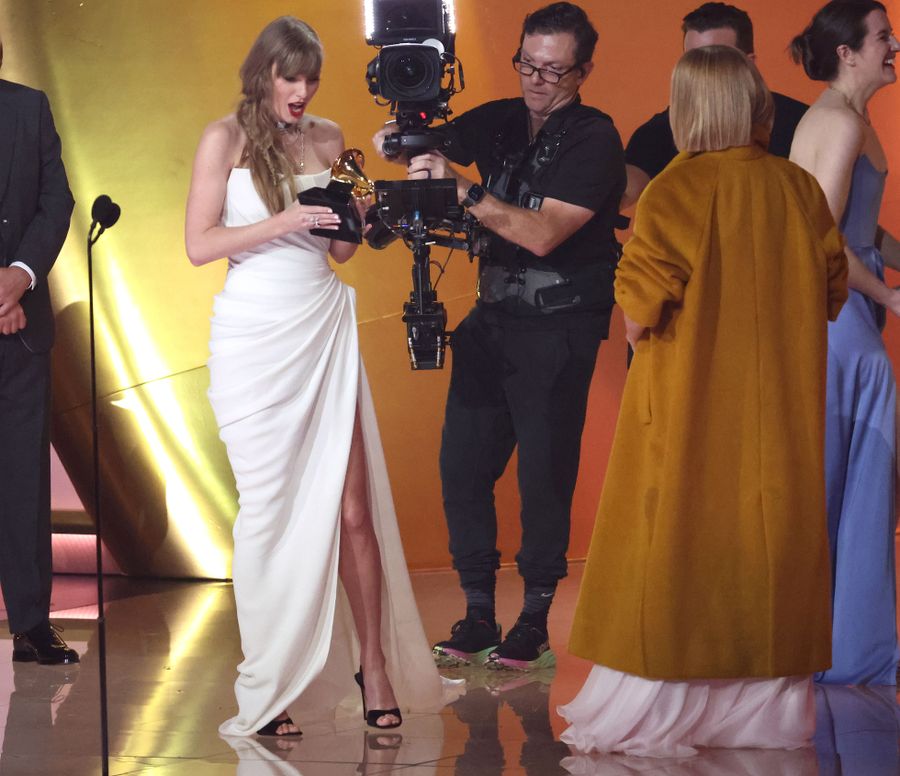 Taylor Swift ignora a Céline Dion en los Grammys