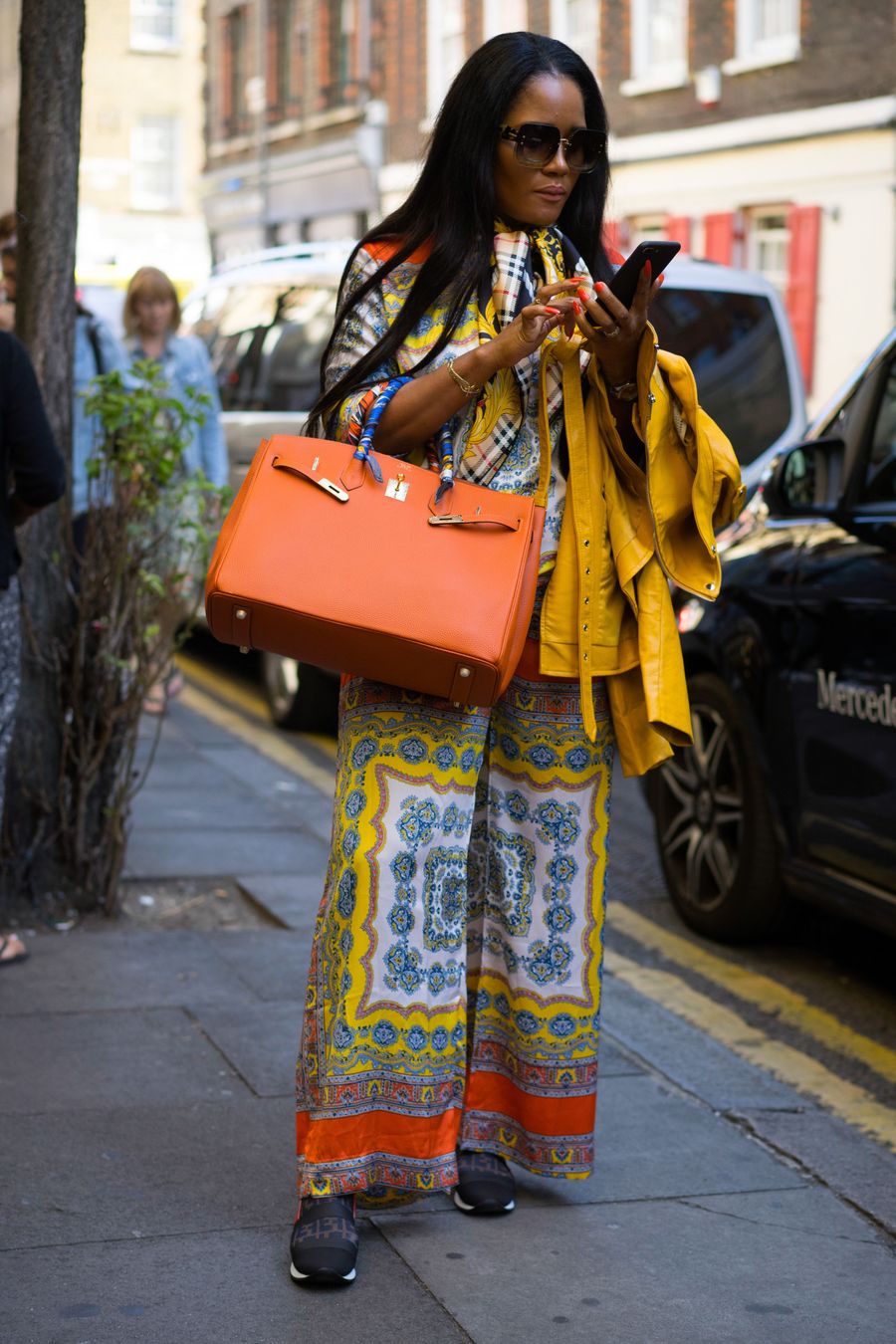 Demandan a Hermès por sus políticas para vender una Birkin