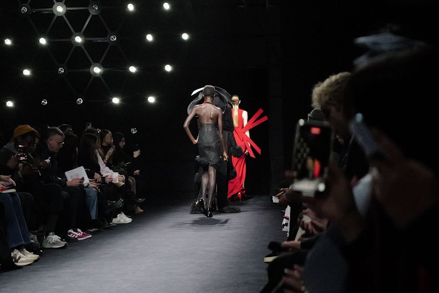 Nina Ricci presenta a la nueva generación de vampiresas francesas