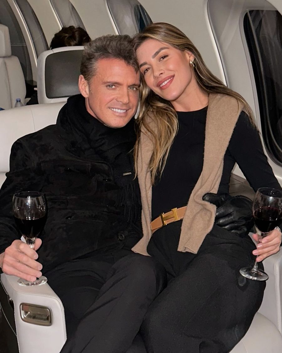 Michelle Salas y Luis Miguel tienen los looks de aeropuerto más elegantes