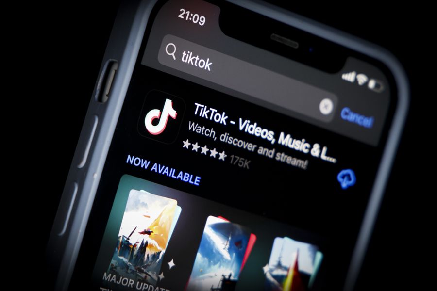 TikTok Reports USD 1 Billion Turnover, Warsaw, Poland - 05 Oct 2022